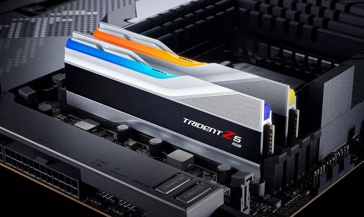 G.Skill представила комплект памяти Trident Z5 RGB DDR5-6600 на 32 Гбайт с низкими задержками CL34