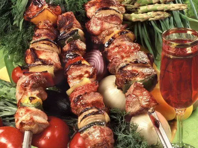 1284825740_food_meat_and_barbecue_wine_shashlik_012319_.webp