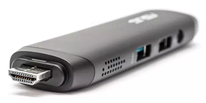 08-asus-vivostick-pc-ts10.webp