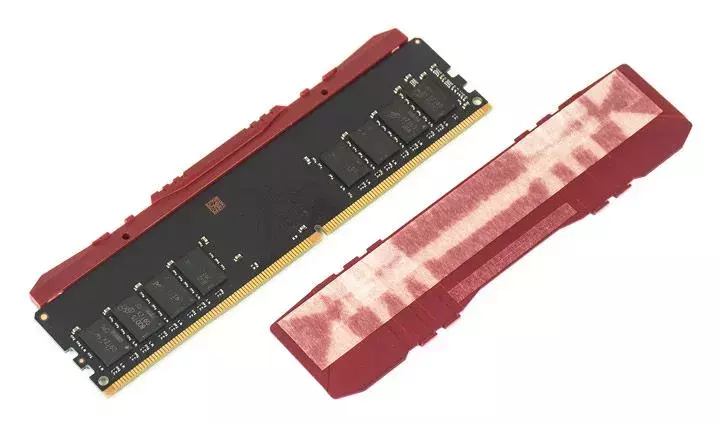 57-crucial-ballistix-bl2k8g26c16u4r.webp