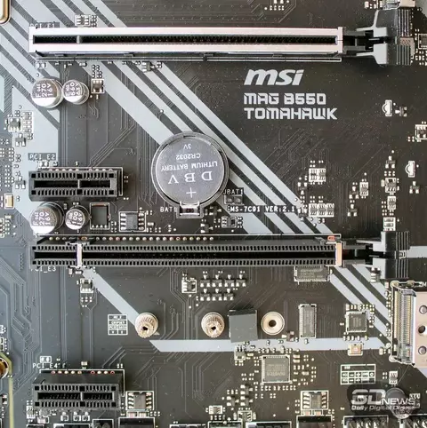 sm.25_msiB55T_pcie.800.webp