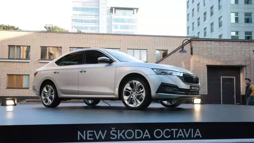 skoda-octavia.webp