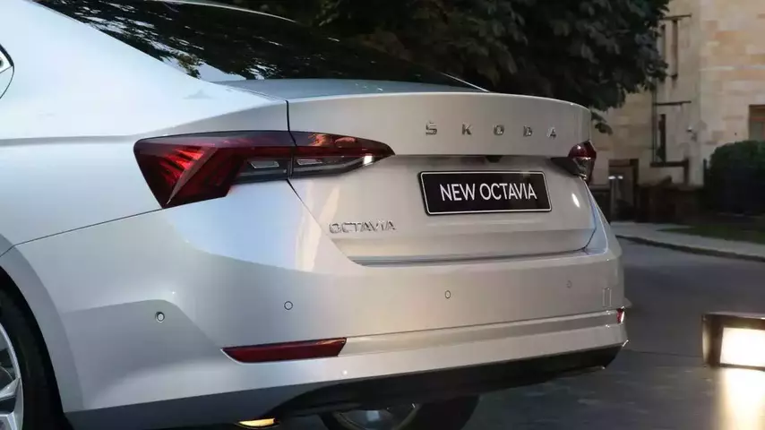 skoda-octavia.webp