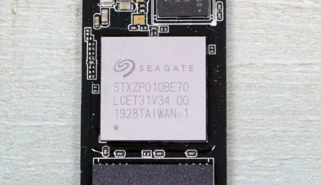 mini-10_seagate_firecuda_520_ssd.webp