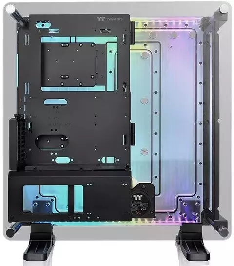 127479-thermaltake-distrocase-350p-3.webp