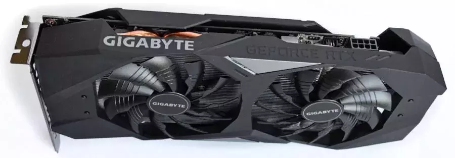 05-gigabyte-gv-n206swf2oc-8gd.webp