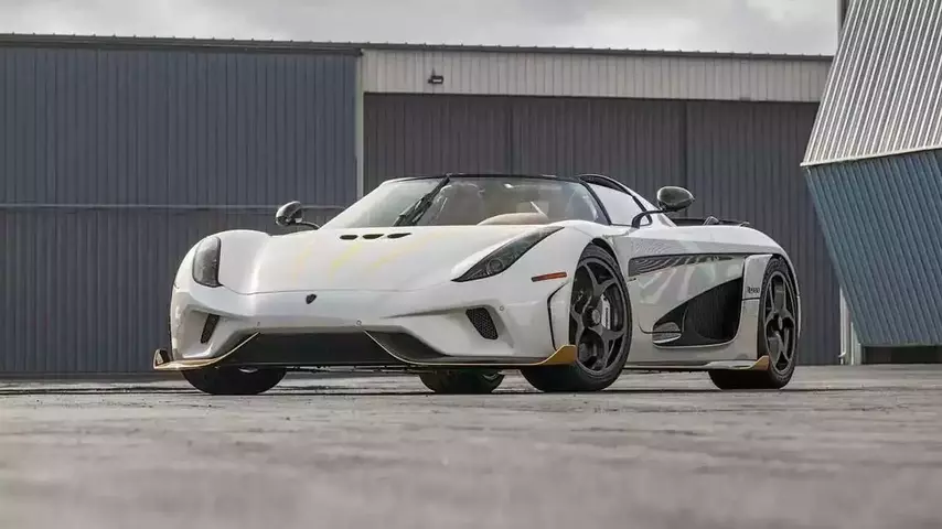 2019-koenigsegg-regera-front-view.webp