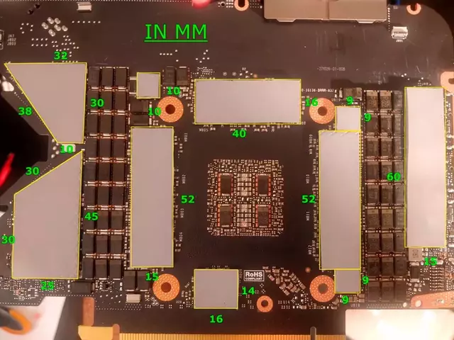 GeForce-RTX-3090-FE-GDDR6X-temp-1.webp